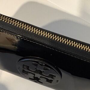 Tory Burch Continental Wallet Black Patent Leather